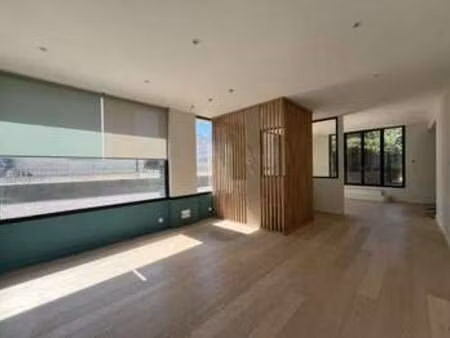 vente bureaux et commerces à nantes (44000) : à vendre / 112m² nantes