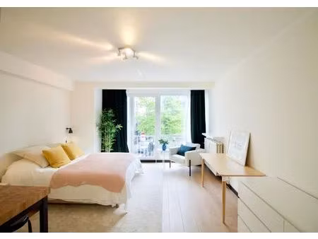 immeuble mixte à louer à rue bosquet saint-gilles (vbe39177)