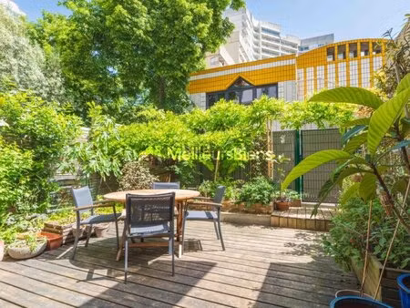 appartement triplex 6 pièces de 144 m² à nanterre  rénové
