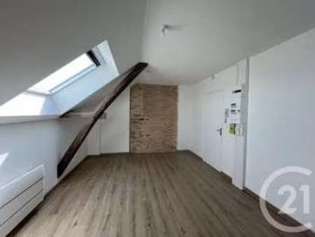 location appartement t1 à saint-berthevin (53940) : à louer t1 / 20m² saint-berthevin