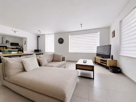 maison à vendre avec garage et terrasse   blandain (vbe39041)