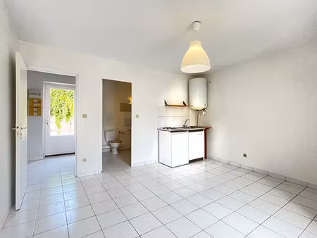 studio de 20 m² - 376 rue du falque  69380  dommartin