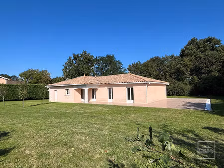 maison 127.01m² - 5 pièces - les chères