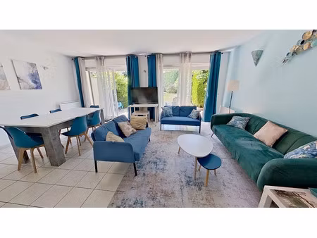 location maison 6 pièces 140 m² à vaucresson (92420)  2 890 €