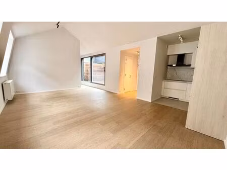 appartement à louer à rue du colombier 11 bruxelles (vbe39212)