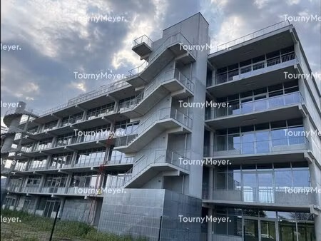 location bureaux 181 m² à 697 m²