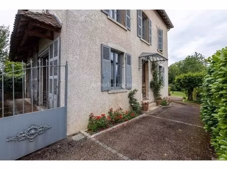 maison centre corbelin