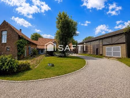 corps de ferme  206 m² habitables  fort potentiel