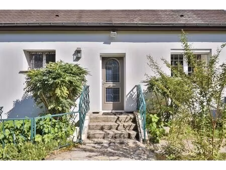 nouveauté - fourqueux – secteur résidentiel – maison familiale 5 chambres avec piscine