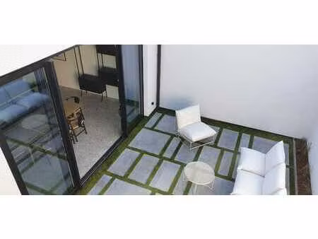 magnifique maison d'architecte en intérieur d'îlot