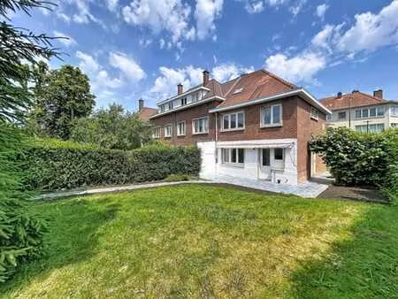 immo regard - une porte qui s'ouvre - 02 653 09 40