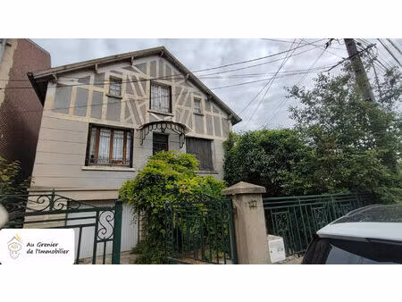 maison individuelle de 88 m² à rénover avec jardin  sous-sol et garage