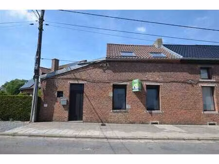 bonne maison avec jardin.