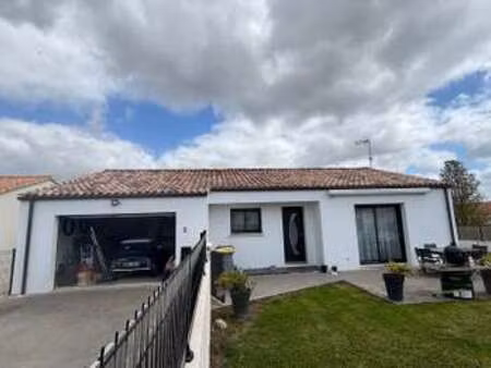 location maison à la garnache (85710) : à louer / 89m² la garnache