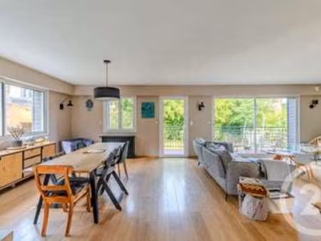 location maison piscine à laval (53000) : à louer piscine / 165m² laval