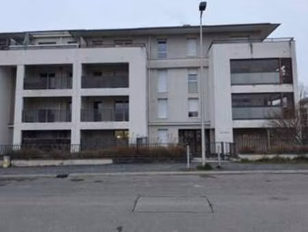 location appartement 2 pièces meublé à avrillé (49240) : à louer 2 pièces meublé / 43m² av