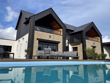 maison de luxe à vendre à ploubalay