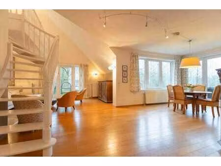 magnifique appartement de 190 m² avec vue.