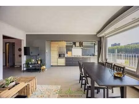 appartement 2 chambres entièrement rénové avec vue sur meuse