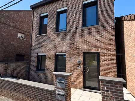 duplex 3 chambres avec terrasse !