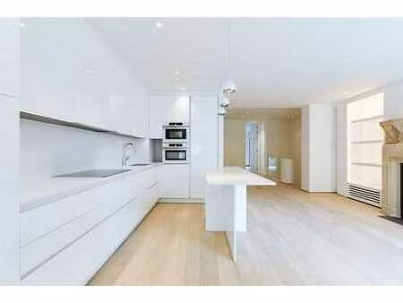 exceptionnel triplex avec jardin