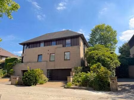 santos dumont - superbe maison 3 façades avc gar et jardin !