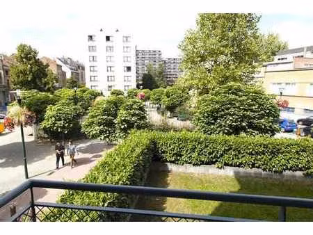 appartement 2ch non meublé -balcon/pkg/eu-place jourdan