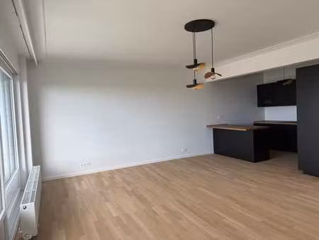 uccle – superbe 2 ch. 100 m² rénové  vue  piscine  garage