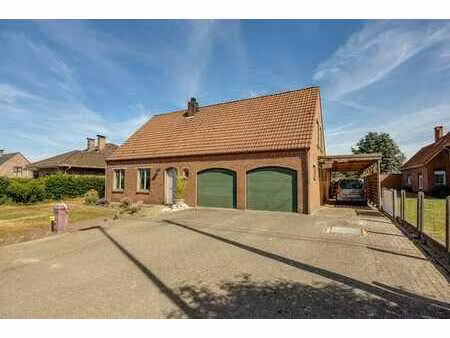 vrijstaande woning op mooi landelijk perceel van 1.590 m².