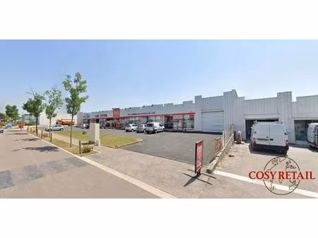 local commercial à louer