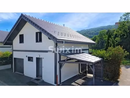 maison familiale dans un lotissement calme et discret