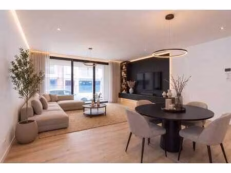 nieuwbouw gelijkvloers appartement te koop vlakbij de zee.
