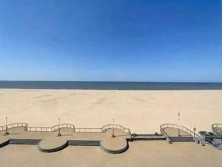 superbe appartement rénové avec vue mer – à 2 pas du casino