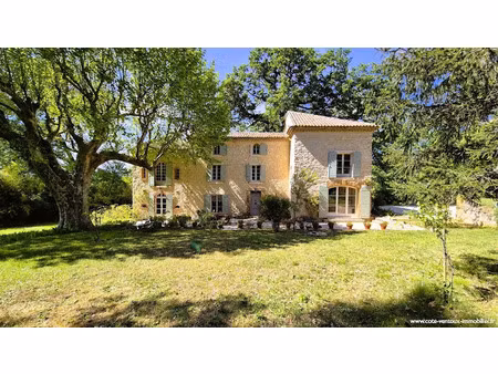 vente maison 7 pièces 270 m² à beaumes-de-venise (84190)  945 000 €