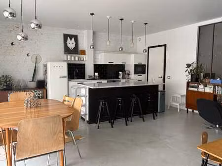 appartement 3 chambres  terrasse  parking anderlecht  peb c