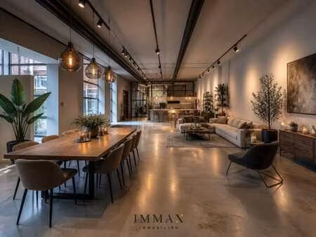 loft résidentiel exclusif avec de vastes espaces de vie