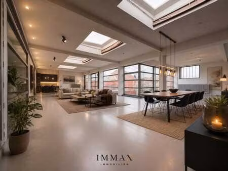 loft résidentiel exclusif avec terrasse ensoleillée