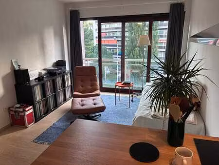 studio meublé avec machine à laver privative – schaerbeek...