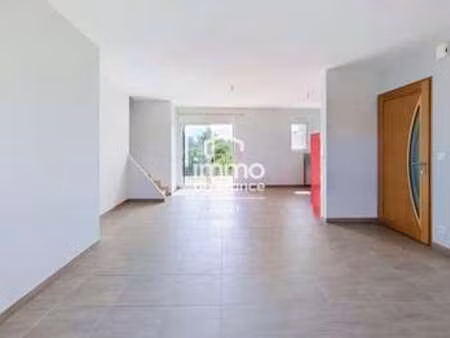 location appartement 3 pièces à évron (53600) : à louer 3 pièces / 77m² évron