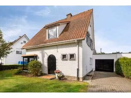 maison individuelle dans un endroit calme et privilégié
