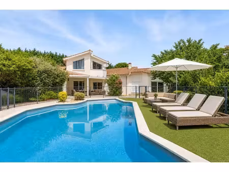 vente maison 8 pièces 210 m² à saint-cyr-sur-le-rhone (69560)  760 000 €