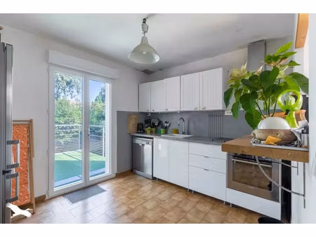 vente maison 7 pièces 184 m² à le crès (34920)  525 000 €