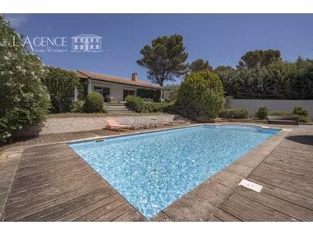 maison de luxe à vendre dans le quartier grand sud- aix la duranne