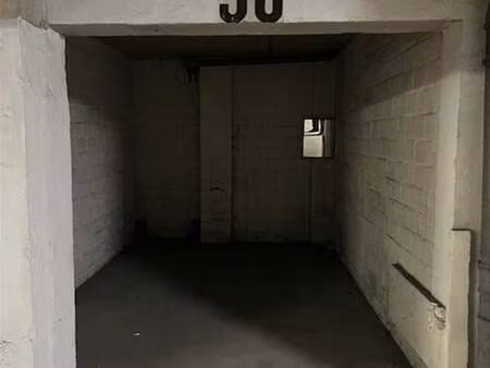 garage à louer à sint-truiden € 75 (eshy4) - anita vandevoort | zimmo