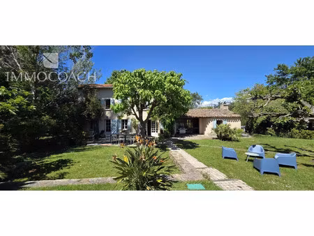 maison de luxe à vendre à le pradet