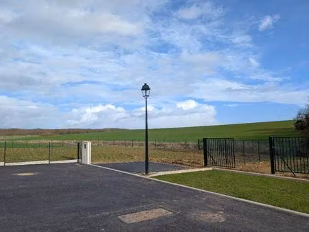 terrain constructible viabilisé à vendre
