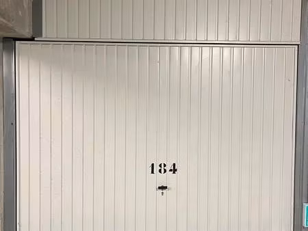 parking à louer
