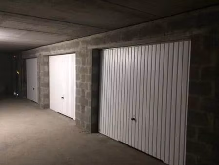 parking à louer