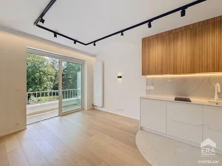 appartement à louer à woluwe-saint-pierre € 1.090 (lpmbe) - era châtelain (ixelles ii) | z