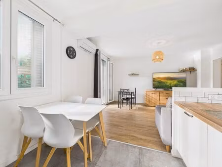 f3 a vendre rue antoine sollacaro ajaccio